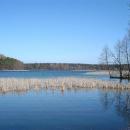 Jezioro Studzieniczne. Ujęcie z miejscowości Studzieniczna, autor: Merlin